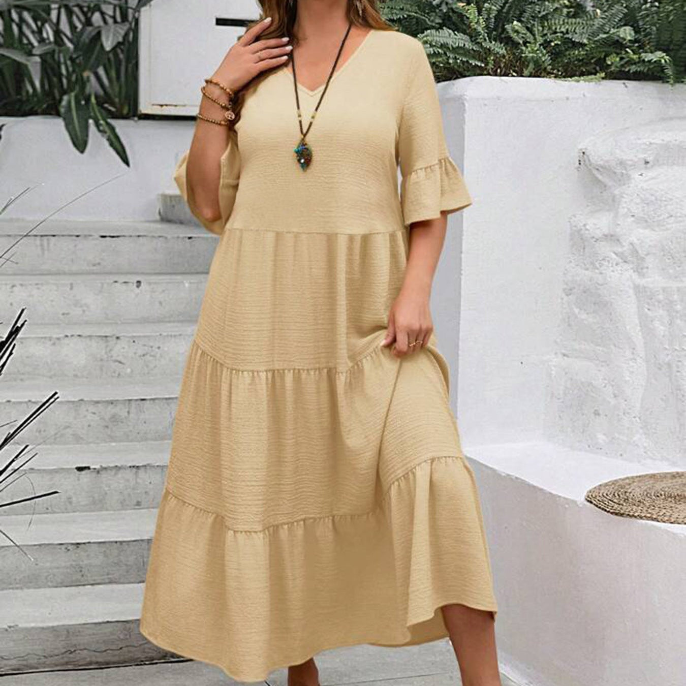 Avelisse - Graceful Flowy Dress